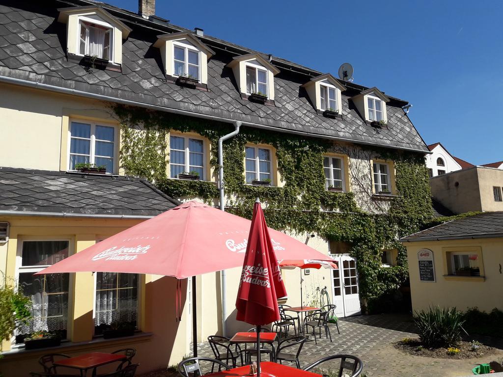 阿尔斯特酒店 Jevíčko 外观 照片